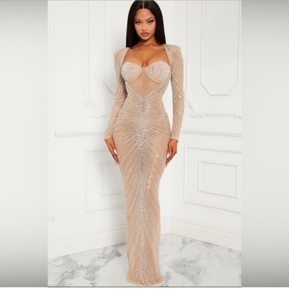 Caught your attention embellished maxi dress- Nude